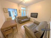 New 3 BA 5 bedroom terraced house for rent in...