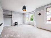 Cheap 3 bedroom duplex for rent in Avondale Road, SOUTH...