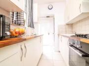 Cheap 3 bedroom end of terrace house for rent in Perrott...