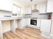 Nice 3 bedroom end of terrace house for rent in Vale...