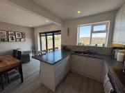 Cheap 3 bedroom semi detached house for rent in Langley...