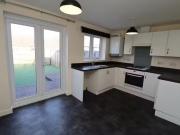 Just in! 3 bedroom terraced house for rent in Westway...