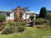 Charming 3 BR 48 Table Street, Port Macquarie, NSW 2444...