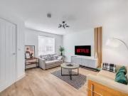 Deal! 3 BR Adrian Avenue