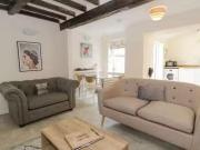 Cozy 3 BR Market Street