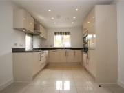 Unique 4 bedroom detached house for rent in Oxleigh Way,...