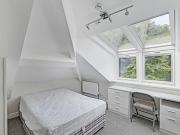 Unique 5 Bed Ensuite Student Apartment with Free Parking...