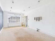 Deal! 5 bedroom end of terrace house for rent in Kings...