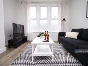 Cheap 5 bedroom semi detached house for rent in Newport...