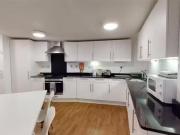 Cheap 6 BA 6 bedroom apartment for rent in 9 Pipe Lane...