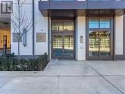 Nice 707 1 Strathgowan Avenue, Toronto, ON, M4N 0B3 lease.