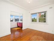 Charming 7/2 Miller Street, Mc Mahons Point Apartment...