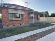 Cozy 73 Charles Street, Wodonga, VIC 3690