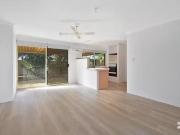 Cozy 7 River Bank Drive, Gosnells, WA 6110