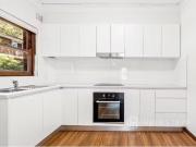 Cozy 8/10 Tintern Road, Ashfield Apartment for rent...