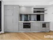 Just in! 816/338 Kings Way, SOUTH MELBOURNE Apartment...