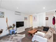 Cozy 8/22 Stanley Street, Collingwood Apartment for rent...