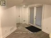 Deal! 8 Hibiscus Court, Brampton, ON, L6R 0K6 house for...