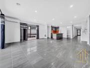 Cozy 8 Remus Circuit, Cranbourne West VIC 3977