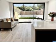 Unique bright large 3 bed garden flat