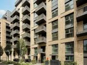 Just in! Flat to rent in Anax Street, London N4