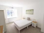 Unique Flat to rent in Herga Court, Harrow HA1