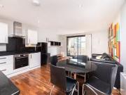 Unique Flat to rent in Peerless Street, London EC1V