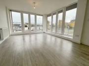 Cheap Flat to rent in Viscount House, Rochford Road,...