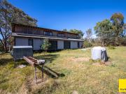 Unique Lifestyle Opportunity Acreage with building in...