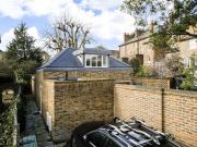 Unique maisonette in Wimbledon Village