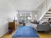 Unique over sized 1 bedder set over two levels