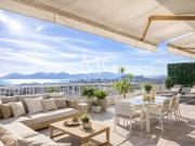 UNIQUE PENTHOUSE – CANNES BANANE