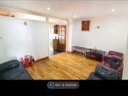 New Room to rent in Kingshill Avenue, Hayes UB4