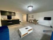 Unique Studio flat for rent in Conditioning House,...