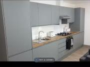 Charming Studio to rent in South Street, Romford RM1