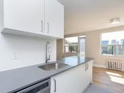For Rent! Studio unit 106 25 Eccleston Drive