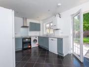 Cozy Terraced house to rent in The Potteries,...