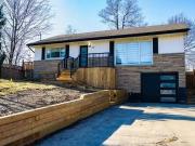 Rental! Unit Upper 58 Organ Crescent Upper Rental! Unit Upper 58 Organ Crescent Upper