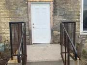 Charming Upper 453 Horton Street, London, ON, N6B 1M2 inve.