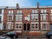 Unit 2, 16 Eglantine Avenue