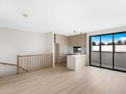 Unit 2 & 4/359 Waterdale Road, Bellfield, Vic 3081