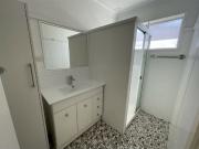 Unit close to Beach & Town