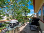 UNIT CLOSE TO CBD, LAKE & BEACHES, WATER AND GARDENING...