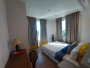 Unit for lease in Bonifacio Ridge Condominium, 1st Ave...