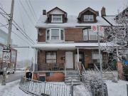 Unit Unit A 859 Gladstone Ave