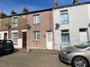 Unity Street, Sheerness ME12, 2 bed terraced house to...