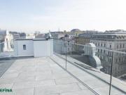 Universitätsstraße: Votivpark Nähe: Makellose Eleganz...