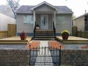 University Area 4 Bedrooms 3 Full bathrooms