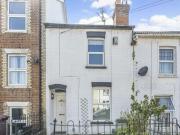 University Area, Convenient For Town Centre And Station,...