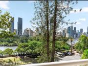 Unmissable Opportunity – Stunning 2 Bedroom Apartment...